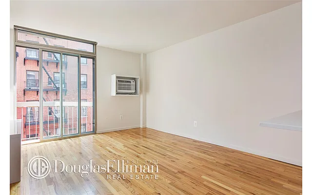 Rented by Douglas Elliman | media 32