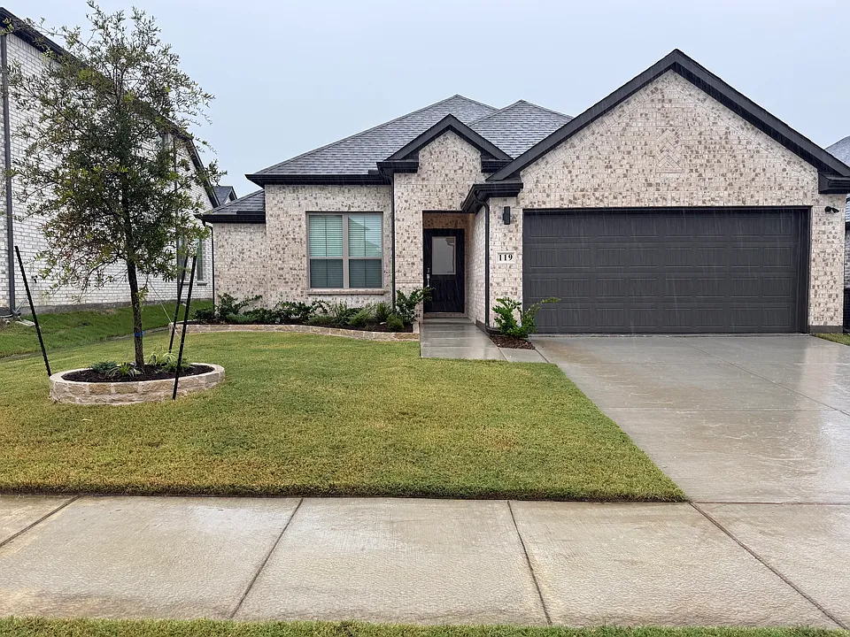 119 Fairlawn Dr