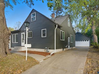 1716 S Grange Ave, Sioux Falls, SD, 57105