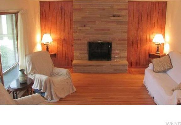 3rd image of 3650 Bonnie Ln