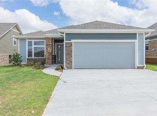 633 NW 179th Cir, Edmond, OK 73012