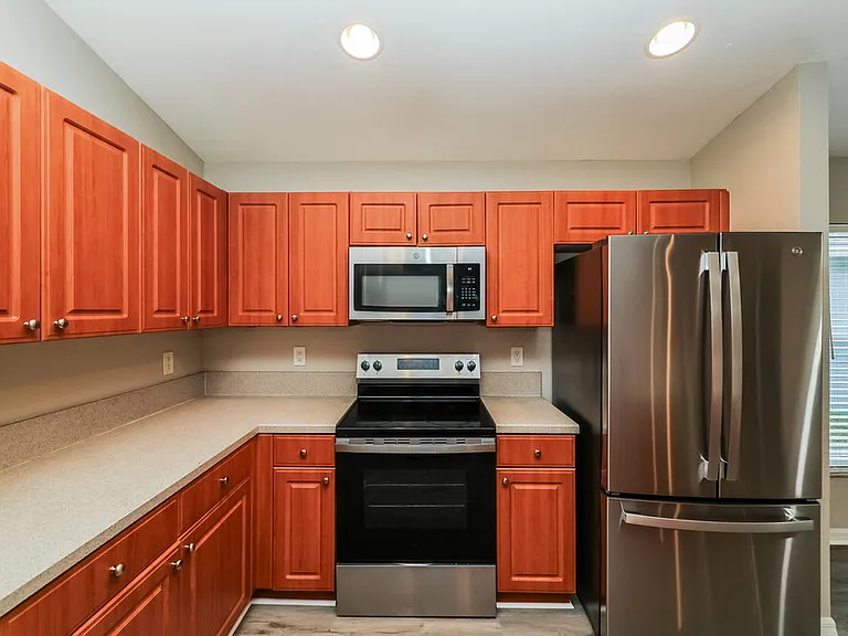 11008 Laurel Brook Ct — Photo 4