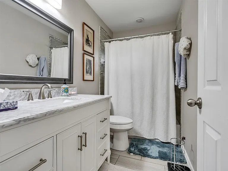 10309 Chesterfield Dr — Photo 17