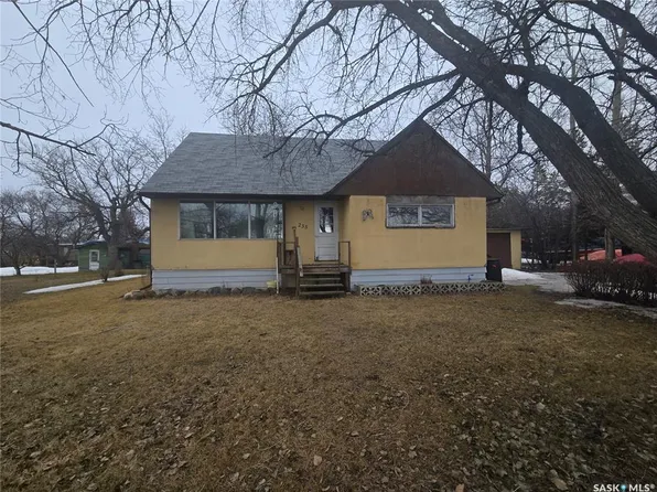 235 Carpenter STREET, Glenavon, SK S0G 1Y0