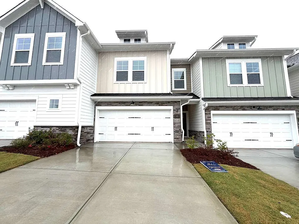109 Alluvium Ln