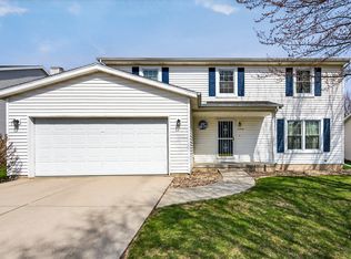 2704 Brighton Ln, Bloomington, IL 61704