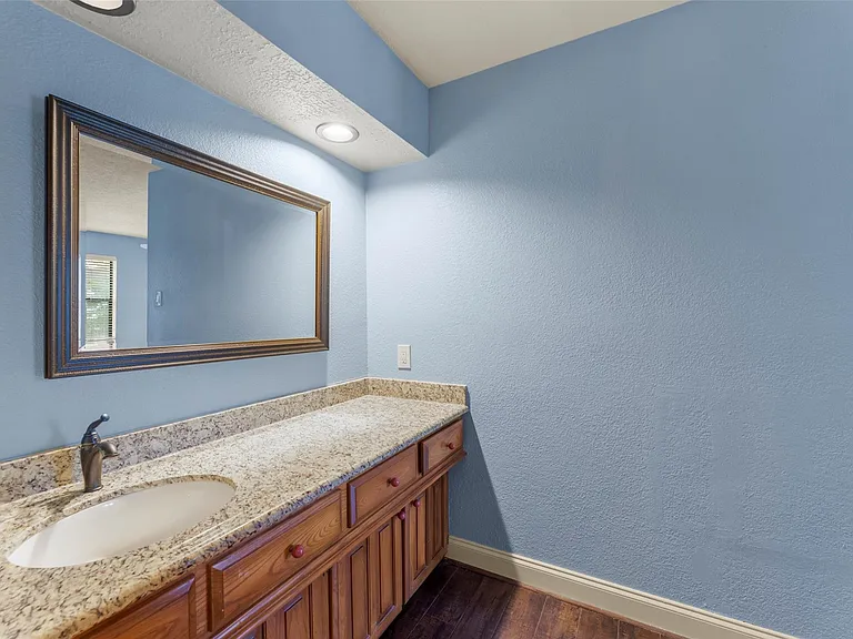 9714 Godstone Ln — Photo 33