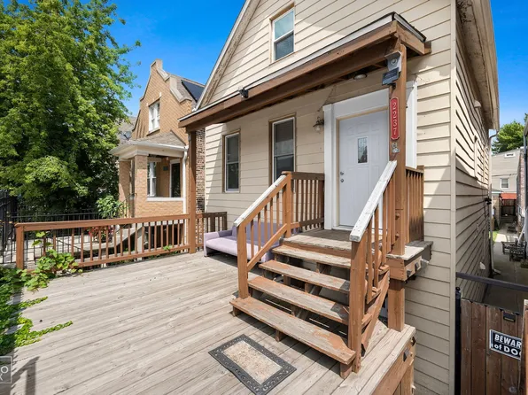 2237 S Oakley Ave, Chicago, IL 60608
