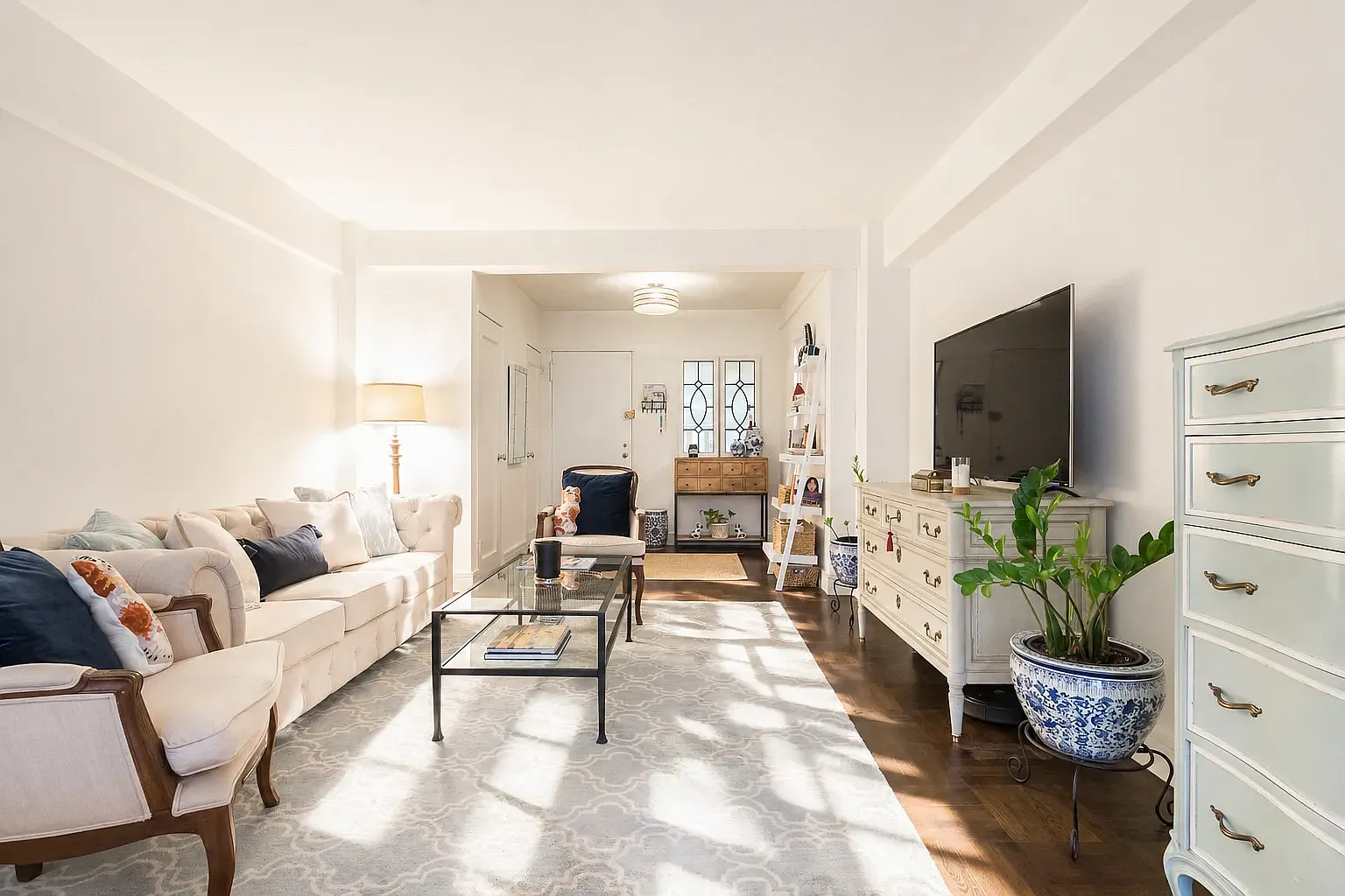 35 East 35th Street — Photo 3