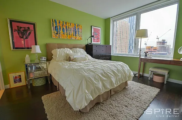 Sold by Spire Group | media 32