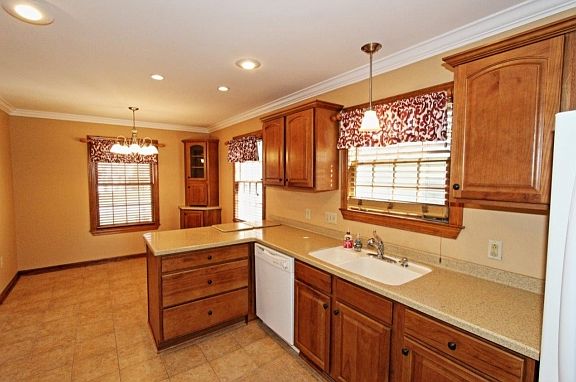 5th image of 3 Parwood Ct