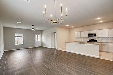 4th image of 17005 Borromeo Ave