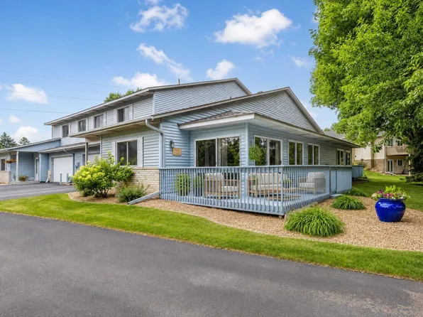1154 Aston Cir, Burnsville, MN 55337