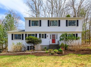 147 Pumpkin Hill Rd, New Milford, CT 06776