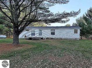 660 Pettit Rd, Lupton, MI 48635