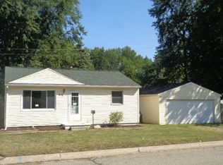 411 Elm St, Mount Morris, MI 48458