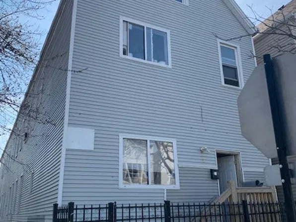 44 Wood, 4401 S Wood St #1, Chicago, IL 60609