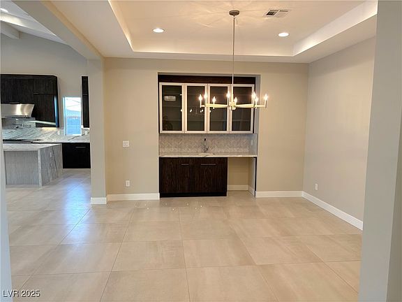 5th image of 9207 Sandula Ct