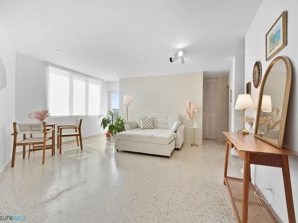 1 Livorna #Penthouse A, San Juan, PR 00924