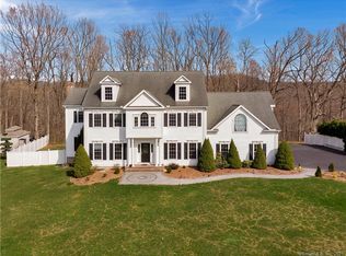 333 Bluff View Dr, Guilford, CT 06437