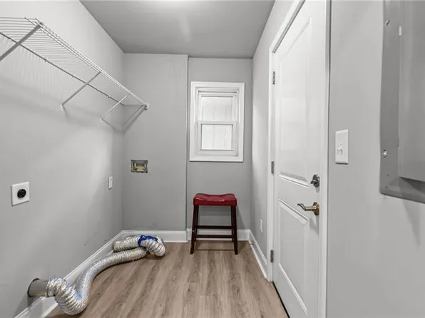 3685 Settingdown Rd, Cumming, GA 30028