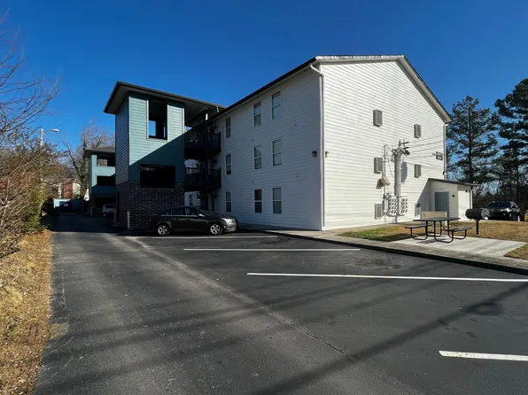 Liberty View, 1800 Liberty St #2B-1Ba-1000Sqft, Knoxville, TN 37921