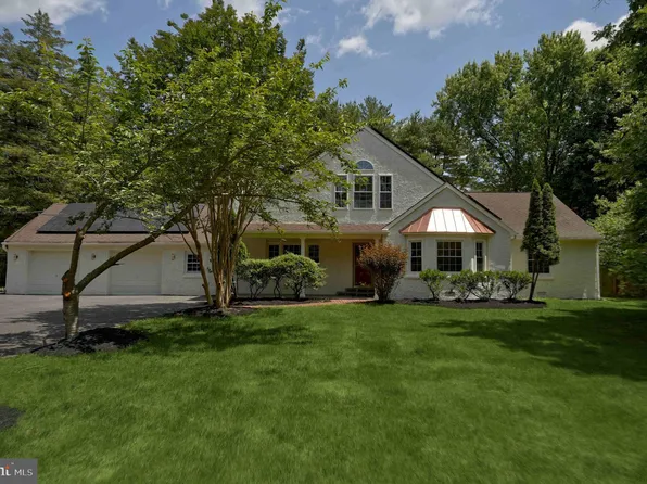 416 Browning Ln, Cherry Hill, NJ 08003