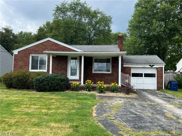 1163 Runge Ave, Struthers, OH 44471