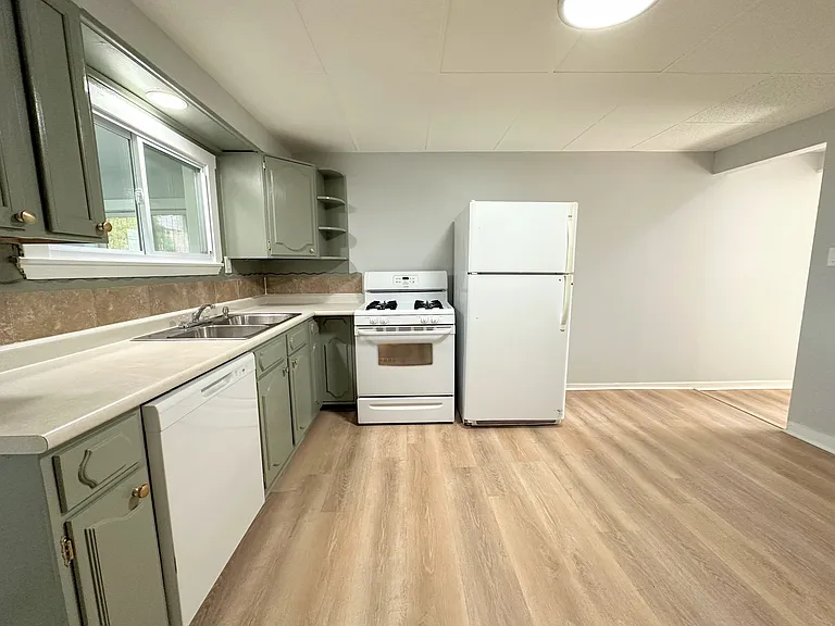 209 Mary St — Photo 1