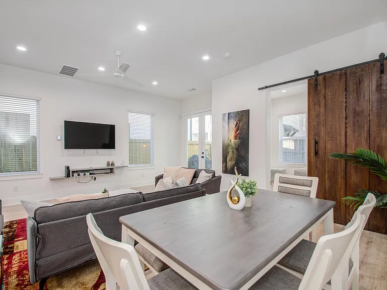 4109 Hare St #A — Photo 10