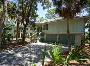 852 Marsh Dunes Rd, Saint Helena Island, SC 29920