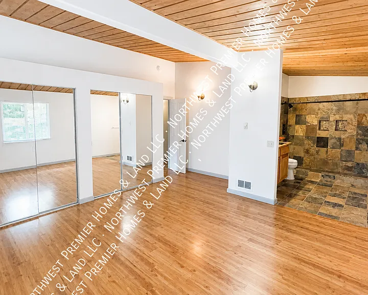 3070 NW Paul Benjamin Rd — Photo 10