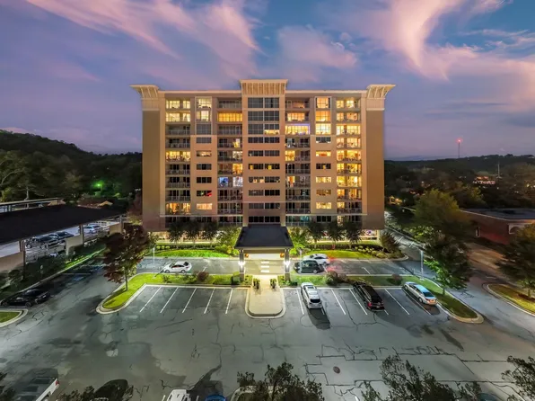 3700 Cantrell Rd APT 1002, Little Rock, AR 72202