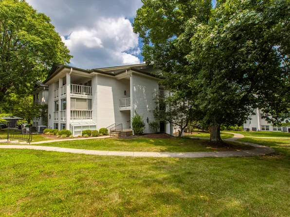 395 Redding Rd APT 201, Lexington, KY 40517