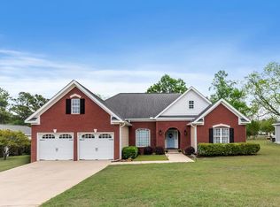 208 Brushfire Dr, Dothan, AL 36305