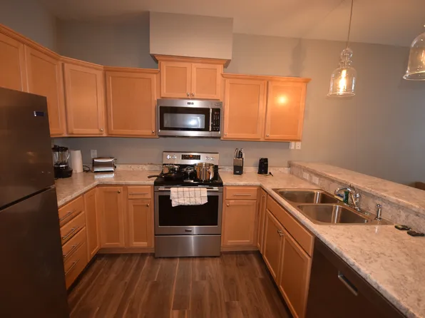 North Waldoch Drive, 5734 W Packard St #4e8b79277, Appleton, WI 54913