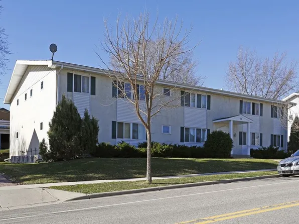25 Lake St E, Waconia, MN 55387