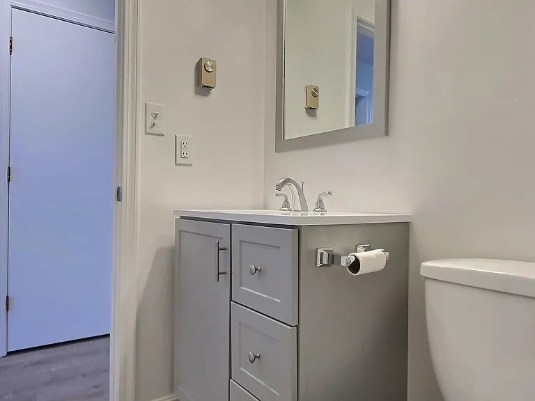 76 Spring St #103 — Photo 4