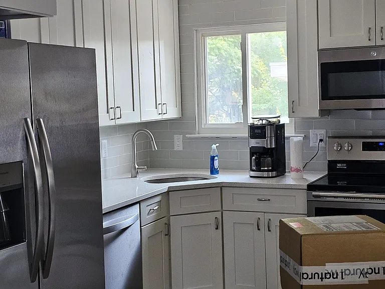 602 College Rd — Photo 3