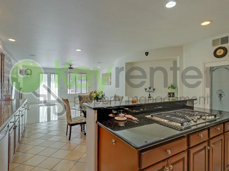 208 Otter Glen Ct — Photo 7