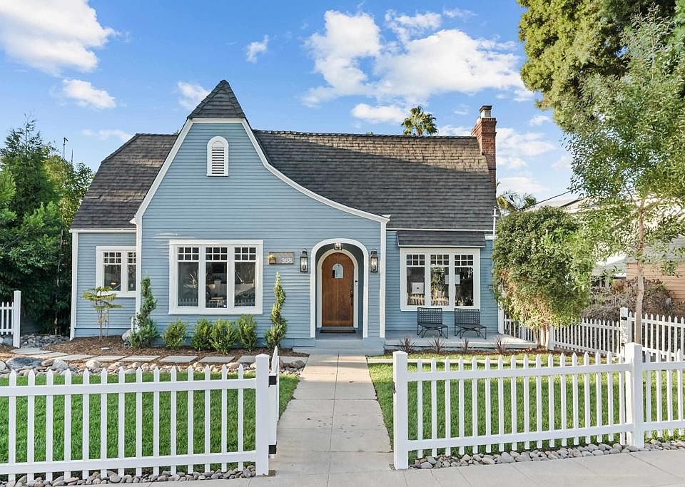1st image of 3876 Belmont Ave