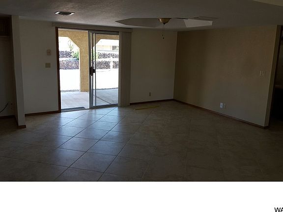 3rd image of 3364 Chemehuevi Blvd