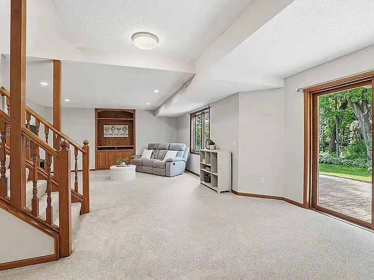 8761 Inverness Rd — Photo 13