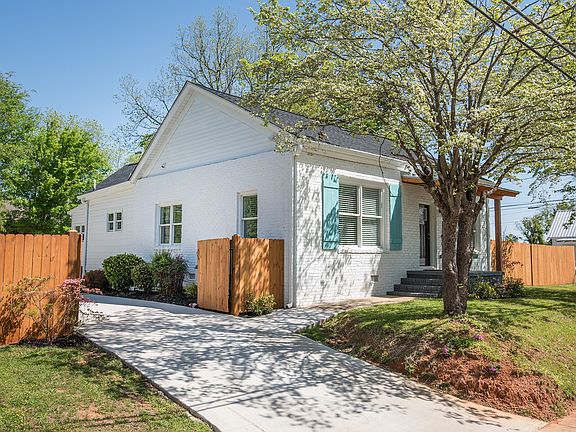 Front of house on coner lot