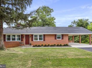 11 Hillvue St, Front Royal, VA 22630