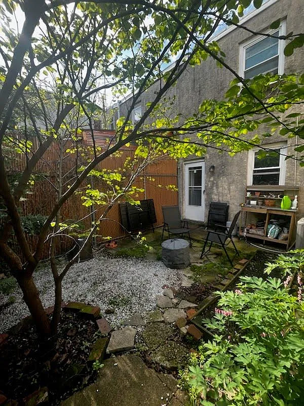 2 bed, 1000 sqft, $1,850 — Photo 4