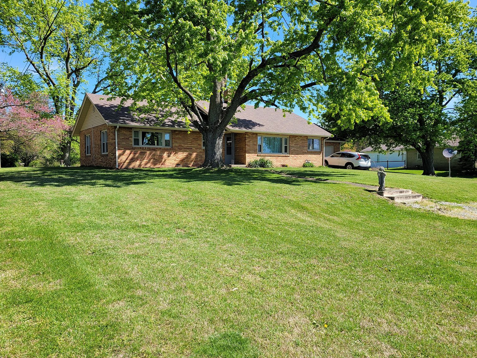 332 W Foster Heights Rd, Rushville, IN 46173 Zillow