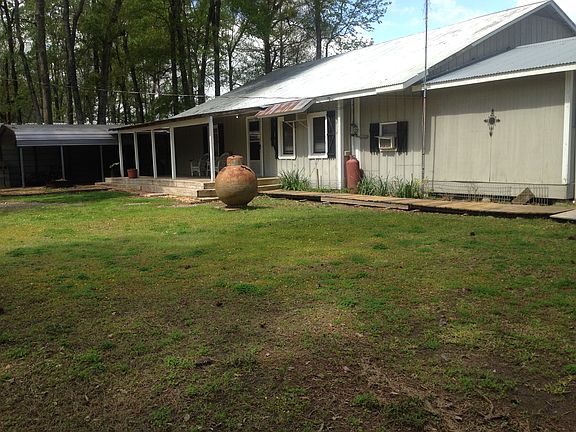3rd image of 138 Cypress Ln