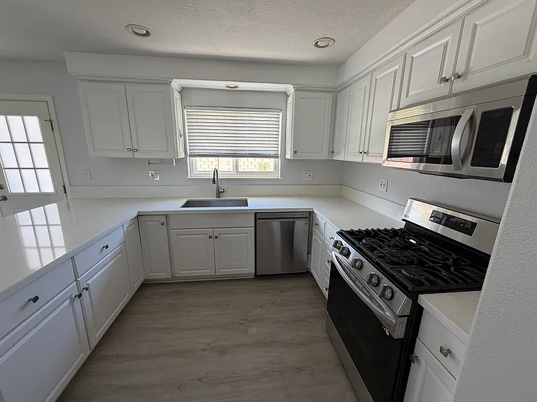 16624 San Andres St — Photo 7