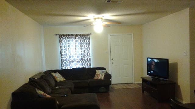 2nd image of 5027 Mexicana Rd